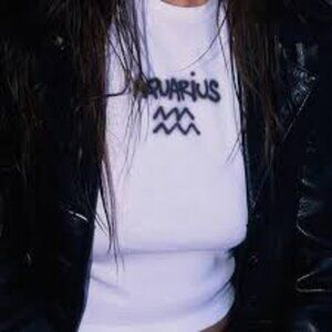 NWT Zara White Crew Neck T-Shirt Aquarius Women Size M